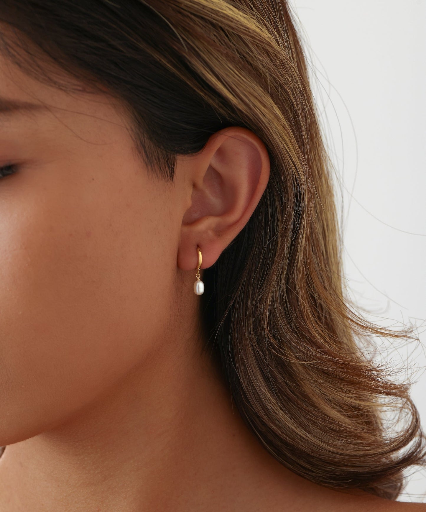 14K Gold Filled Pearl Earrings - Ariel